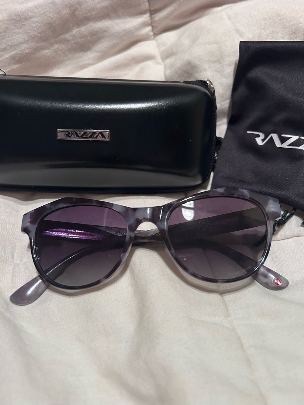 Razza Women's Purple Gradient Polarized Sunglasses Columbian Brand